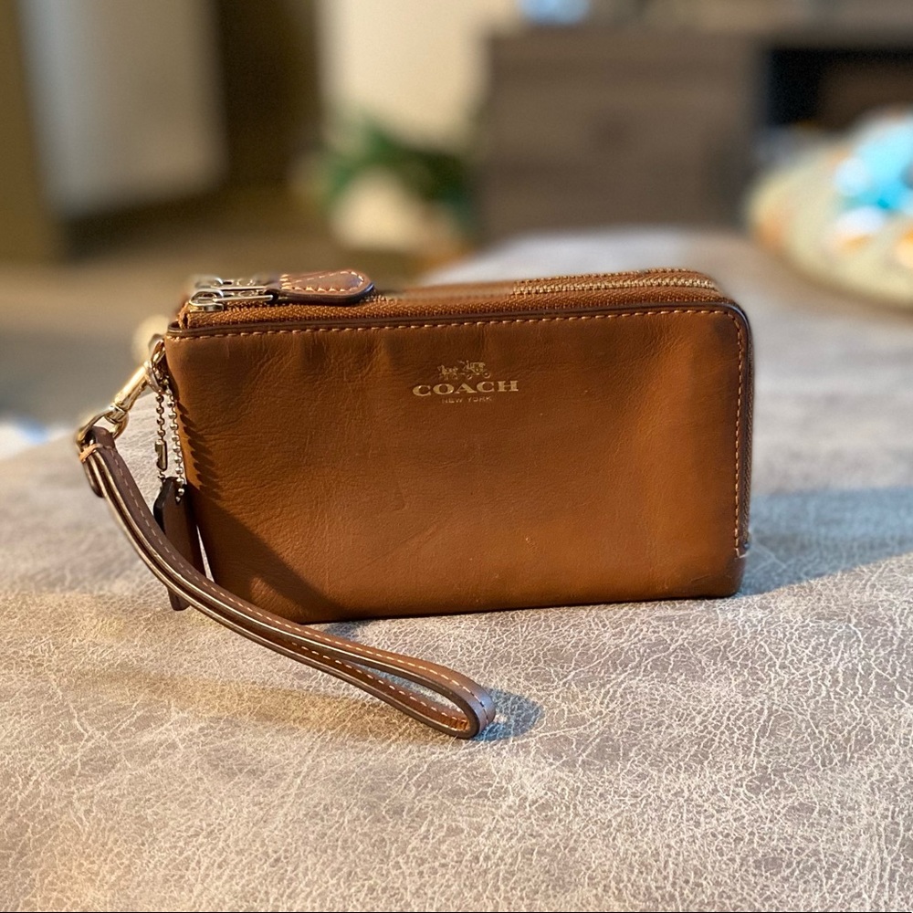 Coach Wristlet Wallet